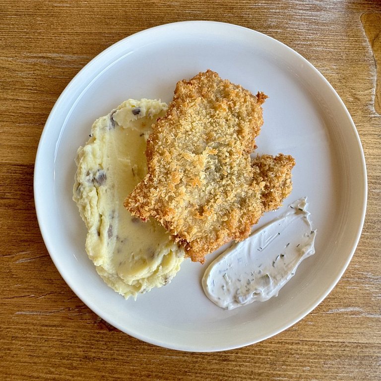  Б Шницель мясной с картофельным пюре